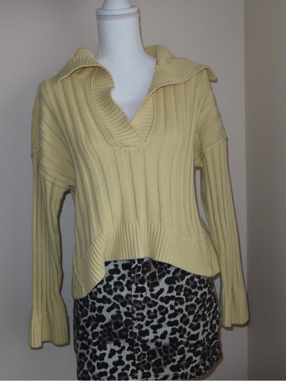 Soft Ribbed V-Neck Sweater in Pale Yellow